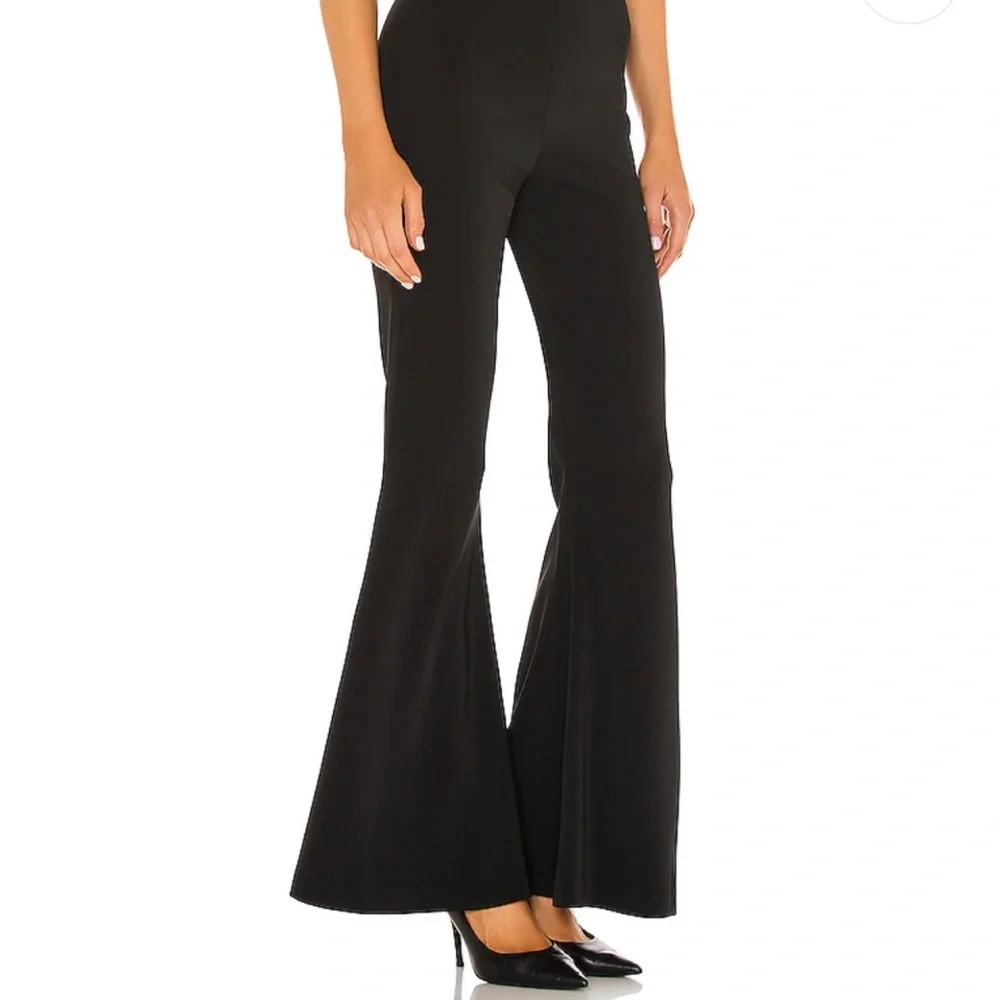 NBD Elegant Black Flared Women's Pants
XS - Picture 4 of 6